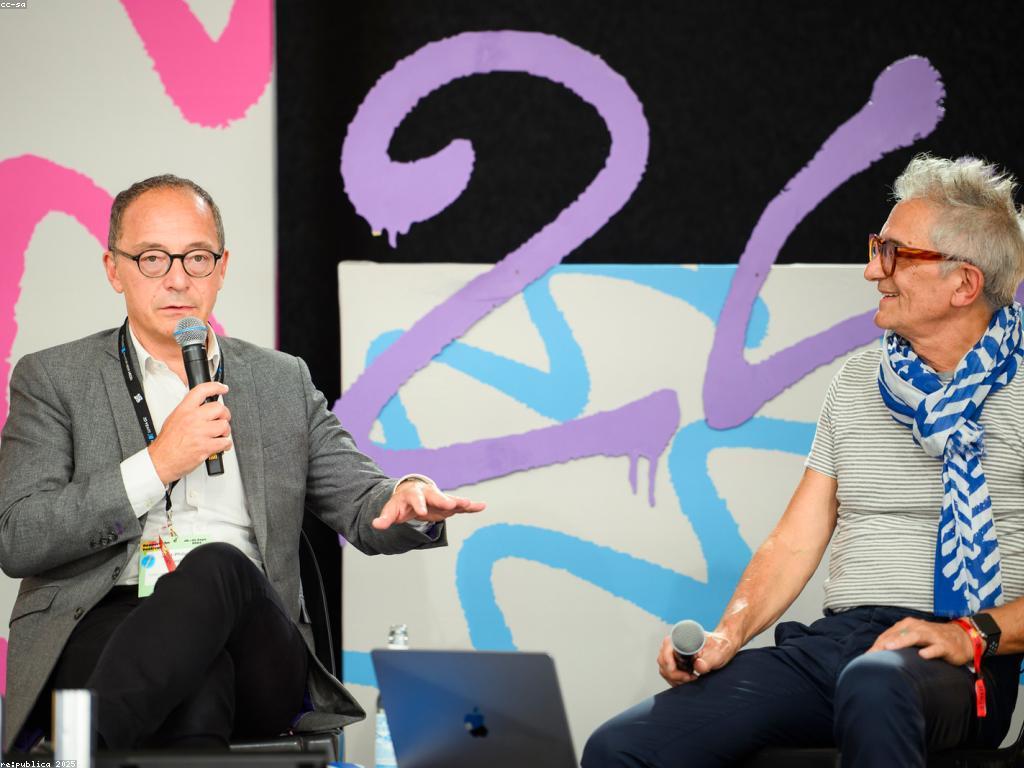 ការពិចារណាពីព្រឹត្តិការណ៍ និងពាក់ព័ន្ធ